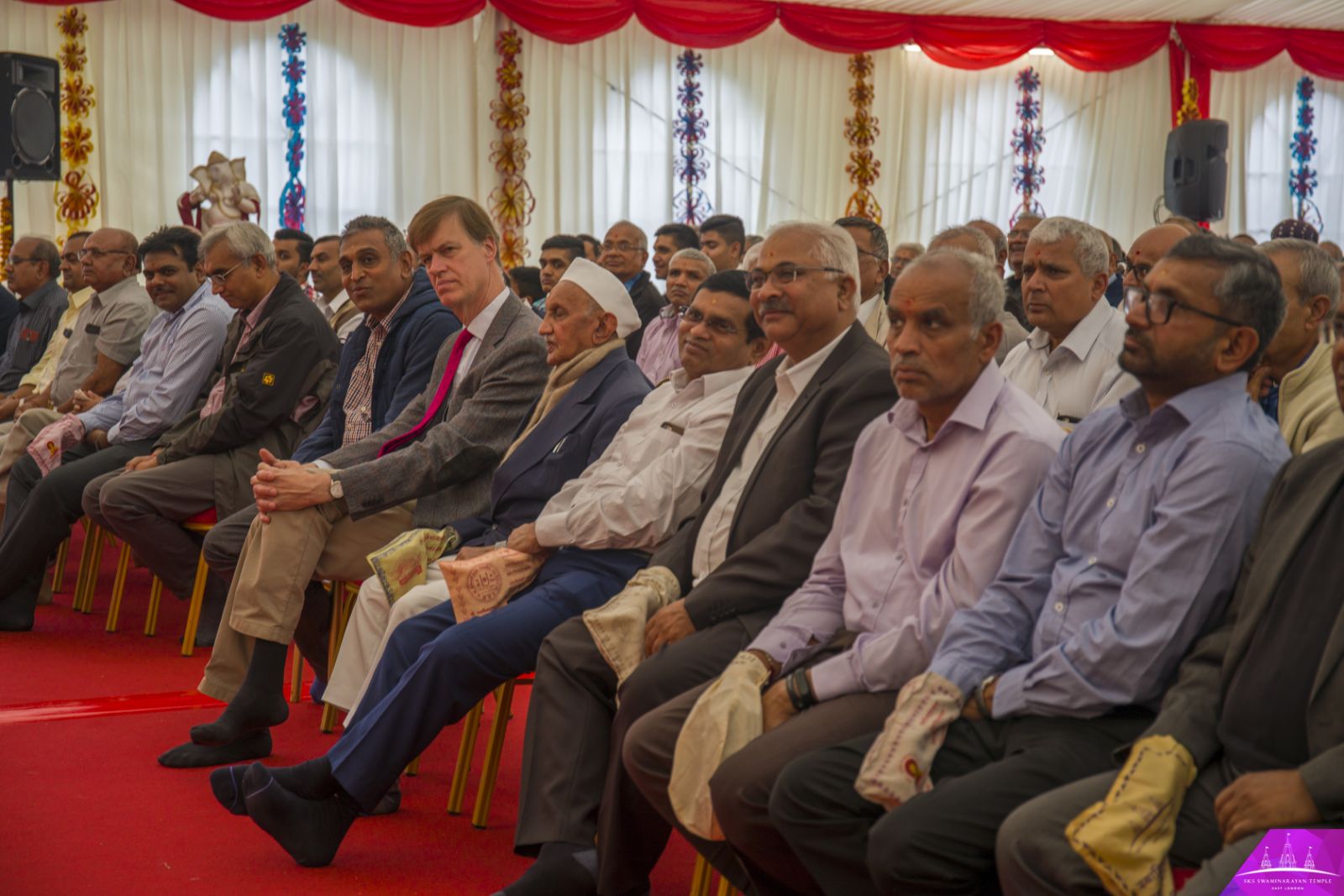 ©1987-2017 SKS Swaminarayan Temple East London